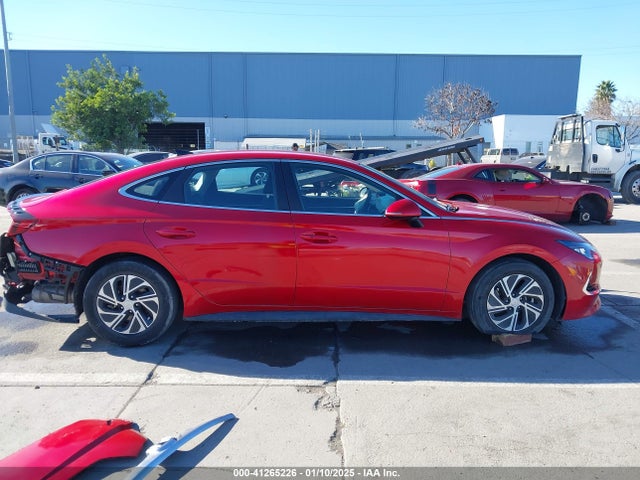 KMHL24JJ1LA009550 Hyundai Sonata Hybrid Blue