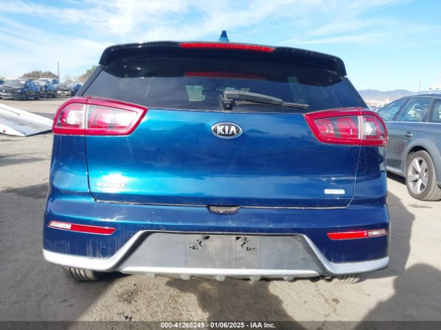 KNDCB3LC5K5301450 KIA NIRO LX