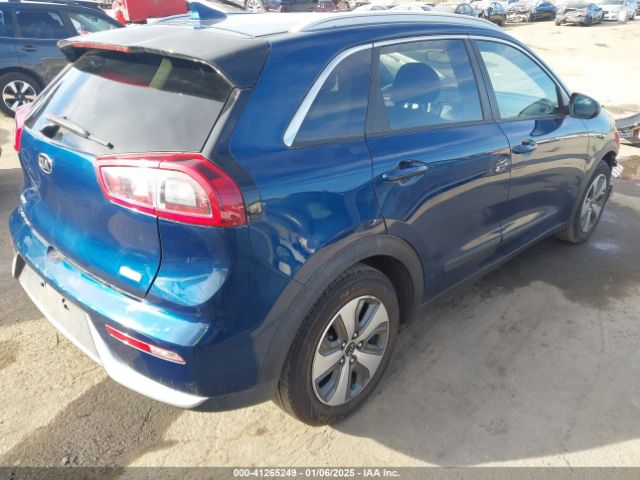 KNDCB3LC5K5301450 KIA NIRO LX