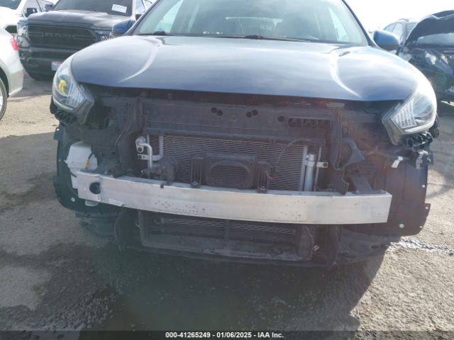 KNDCB3LC5K5301450 KIA NIRO LX