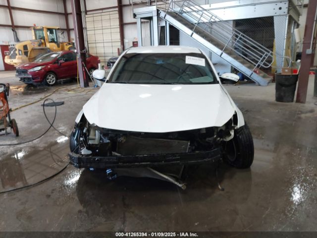 KNAGM4A75F5646956 KIA Optima Lx