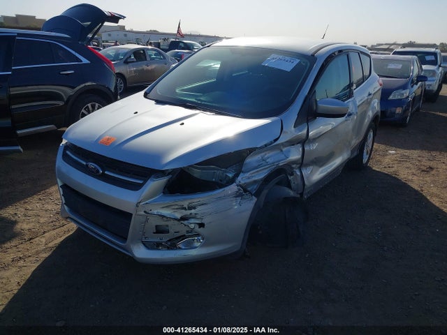 Ford ESCAPE SE 2014 1FMCU0GX7EUA38972 Image 2