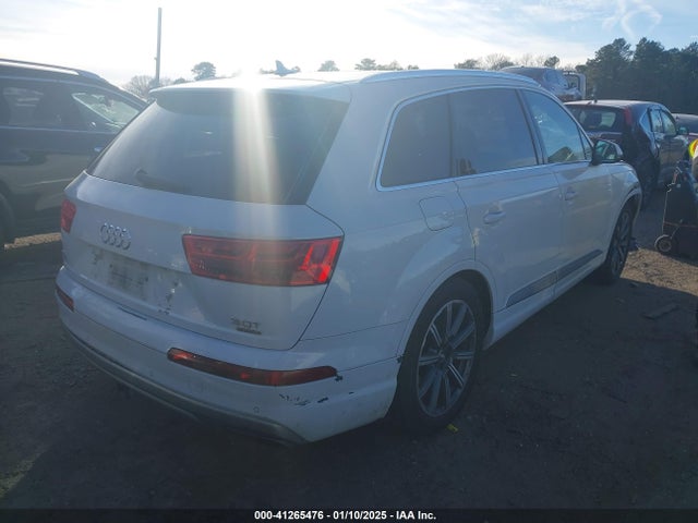 2017 AUDI Q7 WA1LAAF7XHD003300 Photo 3