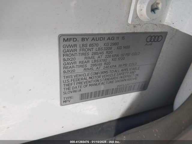2017 AUDI Q7 WA1LAAF7XHD003300 Photo 8