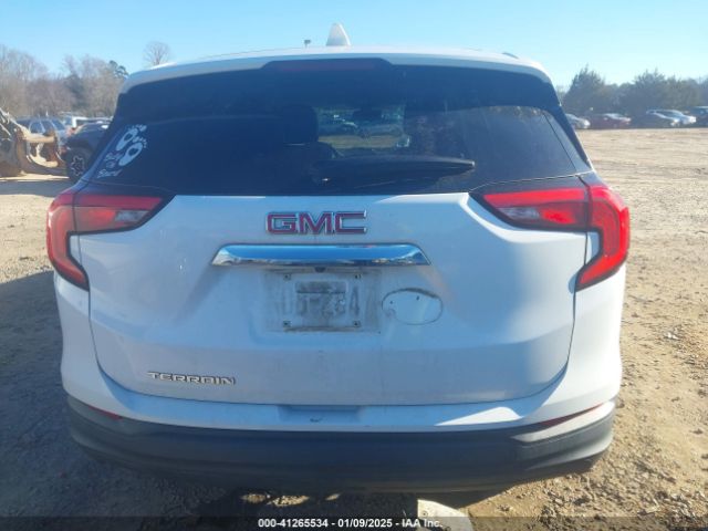 3GKALMEVXJL215952 GMC Terrain Sle