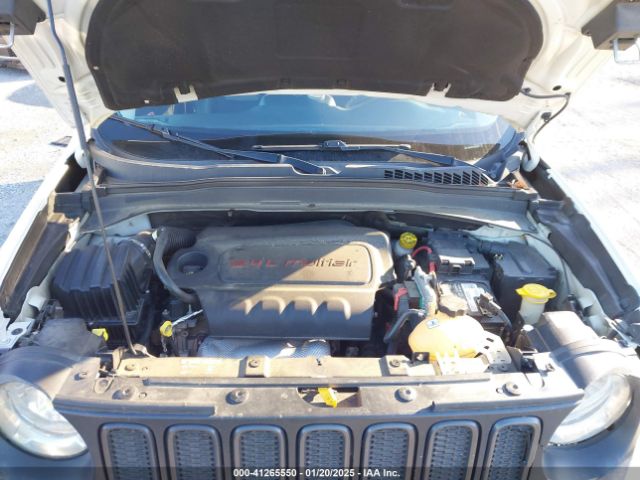 ZACCJBCB0HPF32051 Jeep Renegade Deserthawk 4x4