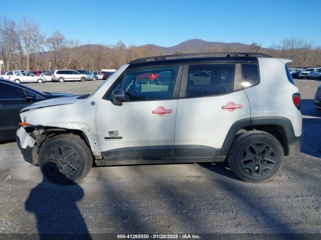 ZACCJBCB0HPF32051 Jeep Renegade Deserthawk 4x4