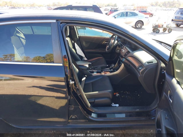1HGCR2F58HA153539 Honda Accord Sport