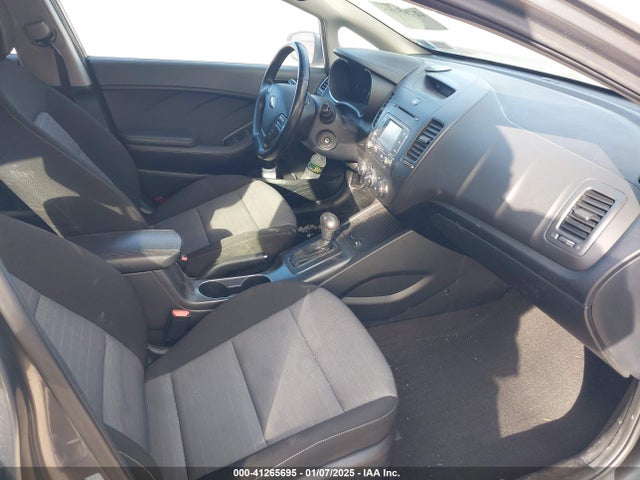 KIA FORTE EX 2016 KNAFX5A83G5628958 Image 5