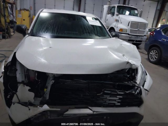 2T3F1RFV4PW354009 Toyota RAV4 LE
