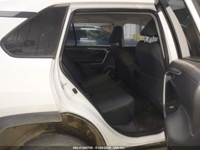 2T3F1RFV4PW354009 Toyota RAV4 LE