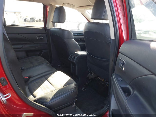 Продаж на аукціоні авто 2019 Mitsubishi Outlander Se, vin: JA4AD3A34KZ042599, номер лоту: 41265728