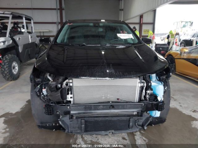 3GNAXUEV1NL267290 Chevrolet Equinox Awd Lt