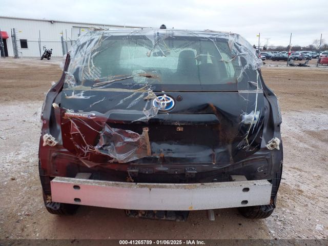 JTDKDTB33E1082605 Toyota Prius C Two