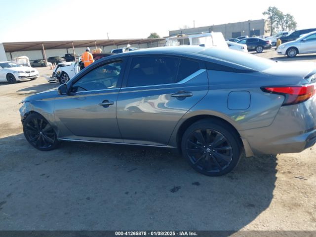 1N4BL4CW2NN396181 Nissan Altima Sr Intelligent Awd