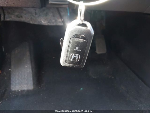 2HKRW2H80NH616724 Honda Cr-v Awd Ex-l