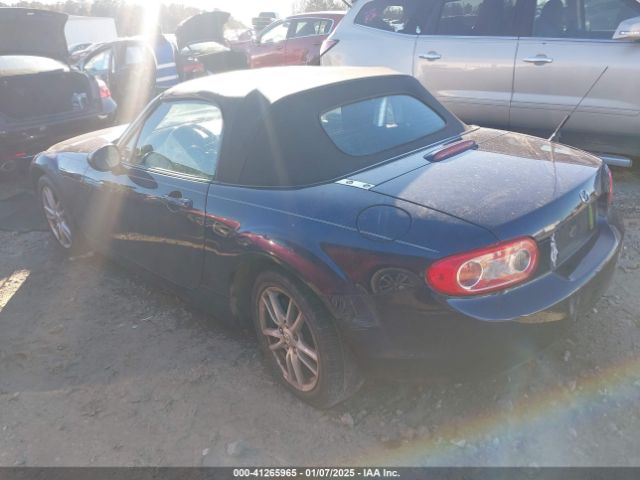 2011 MAZDA MX-5 MIATA JM1NC2JF1B0214011 Photo 2
