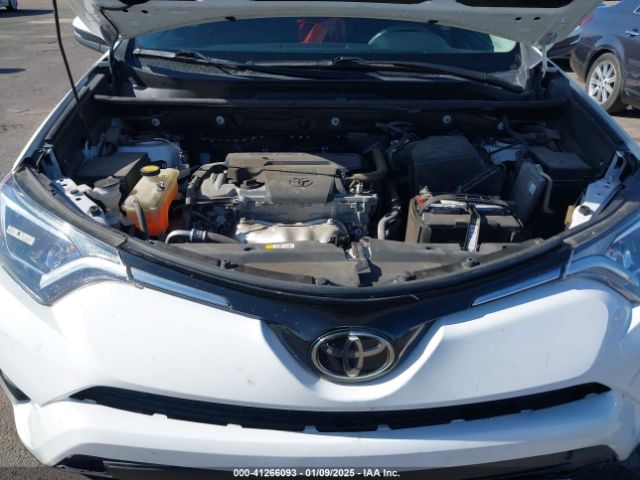 2T3RFREV5JW855403 Toyota Rav4 Adventure/xle