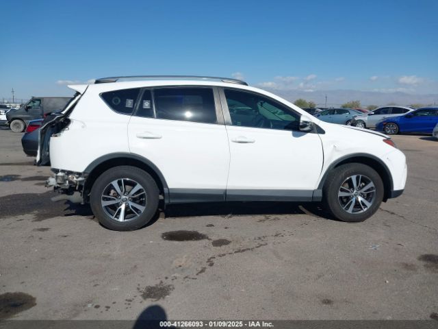 2T3RFREV5JW855403 Toyota Rav4 Adventure/xle