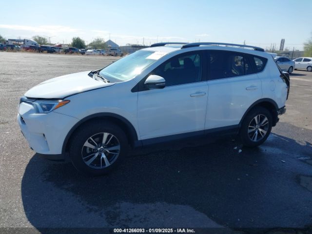 2T3RFREV5JW855403 Toyota Rav4 Adventure/xle