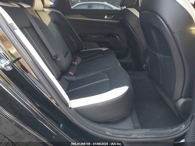 KNAG64J74S5318304 KIA K5 Gt-line