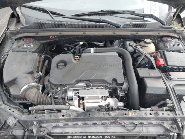1G1ZB5STXLF114300 Chevrolet Malibu Fwd Ls