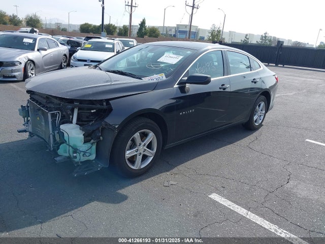 1G1ZB5STXLF114300 Chevrolet Malibu Fwd Ls