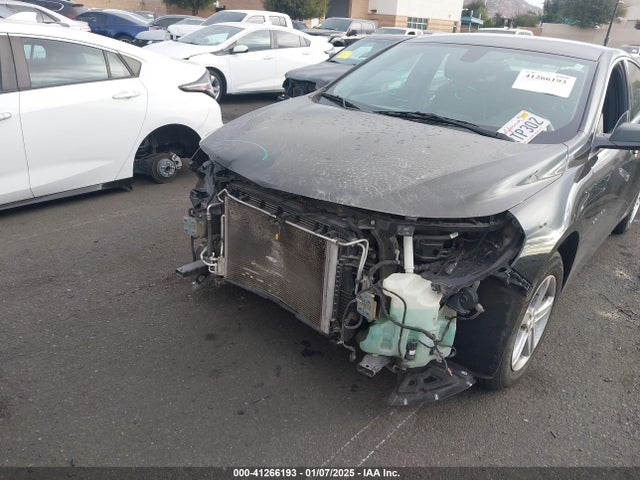 1G1ZB5STXLF114300 Chevrolet Malibu Fwd Ls