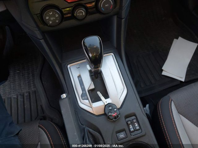 JF2GTAEC3K8378348 Subaru Crosstrek 2.0i Premium