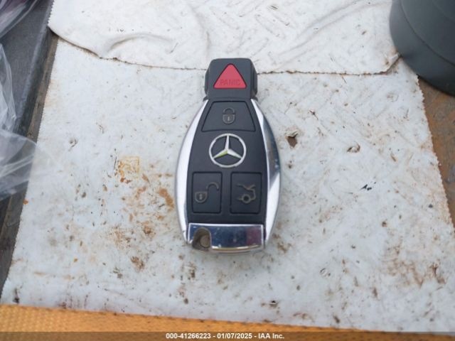 WDDSJ4GBXGN388457 Mercedes-Benz CLA 250 4MATIC