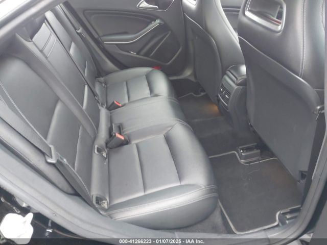 WDDSJ4GBXGN388457 Mercedes-Benz CLA 250 4MATIC