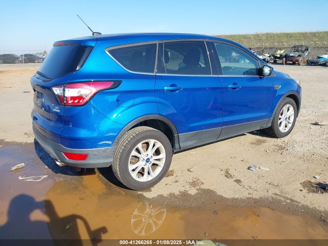 Ford ESCAPE SE 2017 1FMCU0GDXHUF08891 Image 4