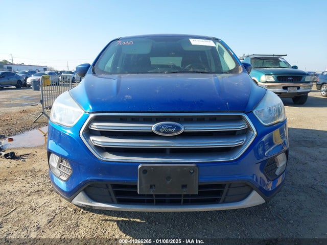 Ford ESCAPE SE 2017 1FMCU0GDXHUF08891 Image 6
