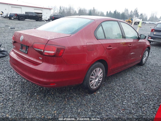 3VW267AJ8GM219414 Volkswagen Jetta 1.4t S