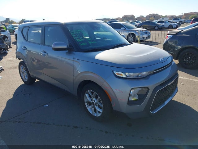 KIA SOUL LX 2022 KNDJ23AUXN7809747 Image 1