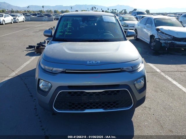 KIA SOUL LX 2022 KNDJ23AUXN7809747 Image 12