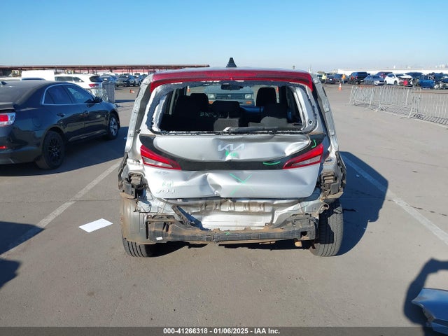 KIA SOUL LX 2022 KNDJ23AUXN7809747 Image 6