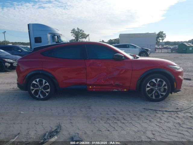 3FMTK3SU7PMB05596 Ford Mustang Mach-e Premium