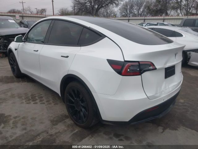 7SAYGDEE4NA010632 Tesla Model Y Long Range Dual Motor All-wheel Drive