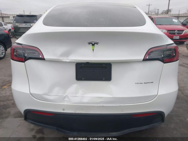 7SAYGDEE4NA010632 Tesla Model Y Long Range Dual Motor All-wheel Drive