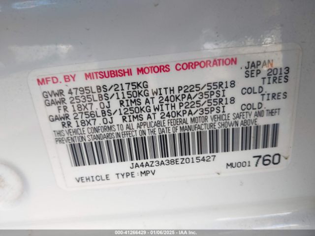 JA4AZ3A38EZ015427 Mitsubishi Outlander Se