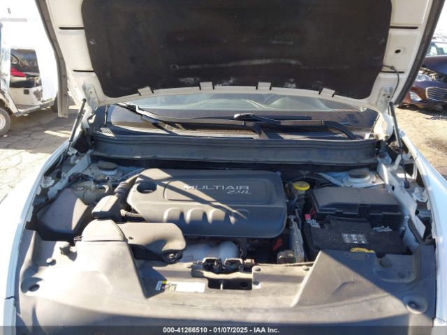 1C4PJMDB6HW511851 Jeep Cherokee Limited 4x4