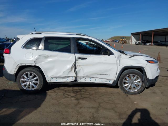 1C4PJMDB6HW511851 Jeep Cherokee Limited 4x4