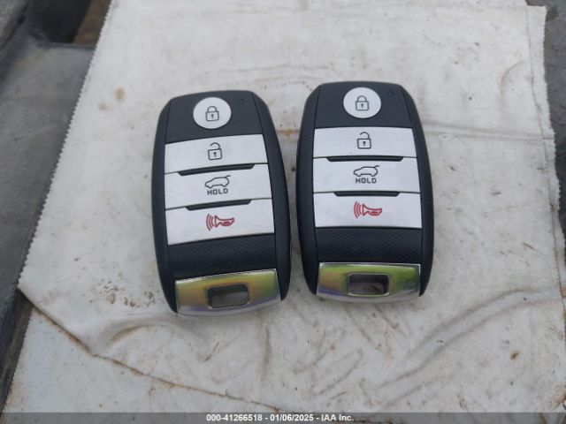 5XYPHDA54HG225990 KIA Sorento 3.3l Ex