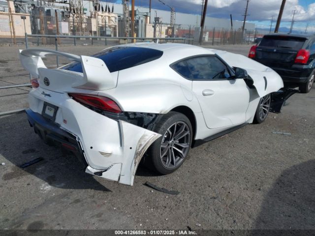 2023 TOYOTA GR SUPRA WZ1DB2G08PW054684 Photo 3