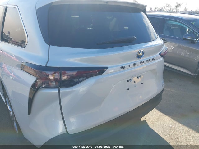5TDJRKEC4RS213374 Toyota a25a-fxs