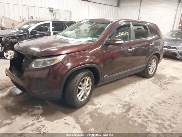 5XYKTCA65EG538568 KIA SORENTO LX