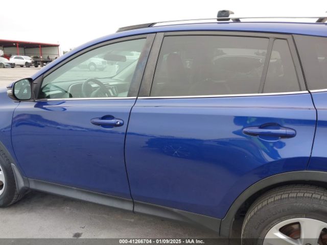 2T3WFREV9EW085425 Toyota Rav4 Xle