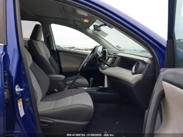 2T3WFREV9EW085425 Toyota Rav4 Xle