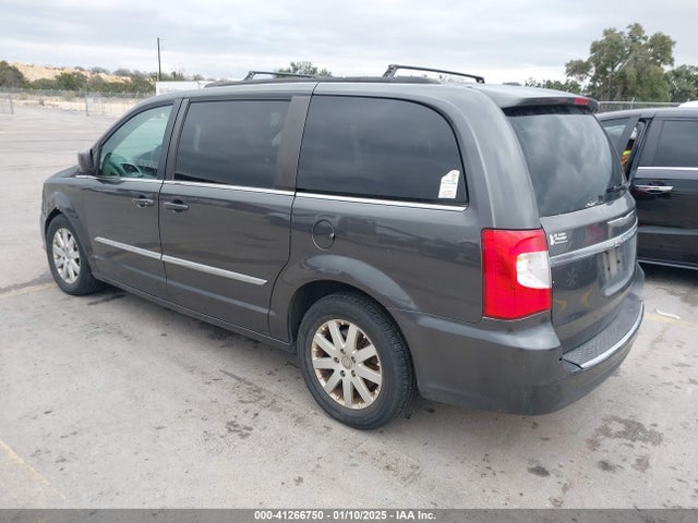 2C4RC1BG7GR240242 Chrysler Town & Country Touring